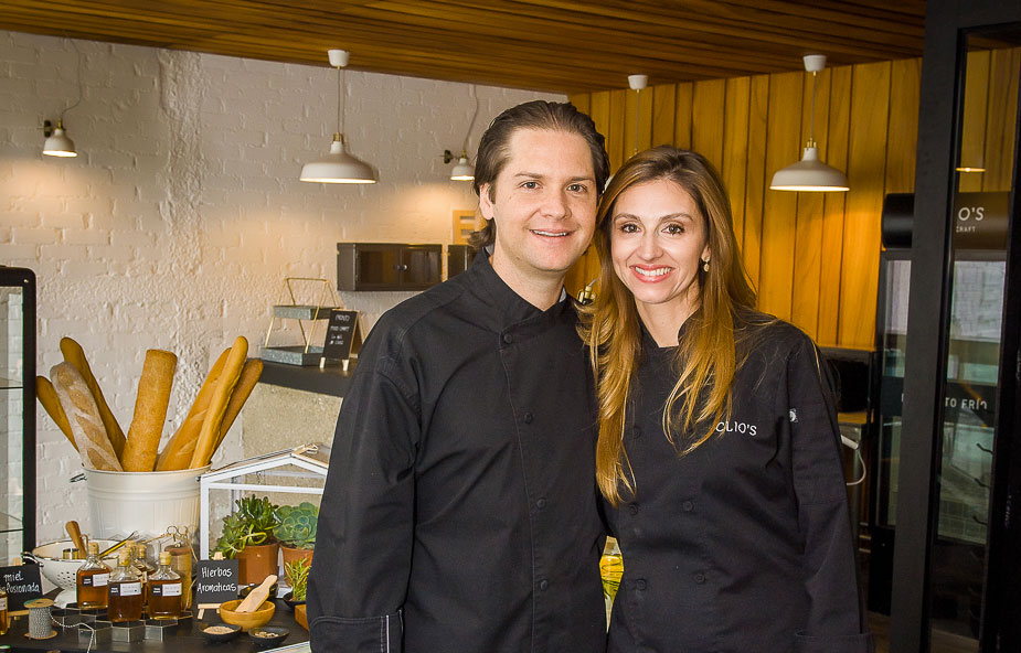 Chef Roberto de la Fuente junto a su hermana creadores del restaurante Clio´s