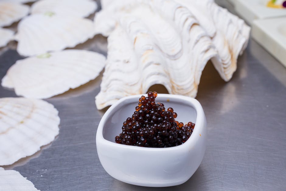 Caviar in a bowl